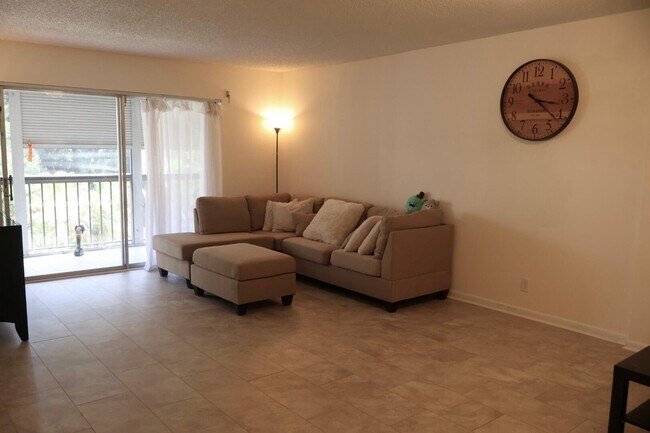 Building Photo - 7080 Nova Dr