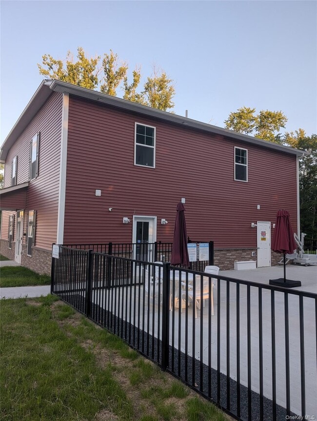 Building Photo - 69 Magnolia Pk Rd