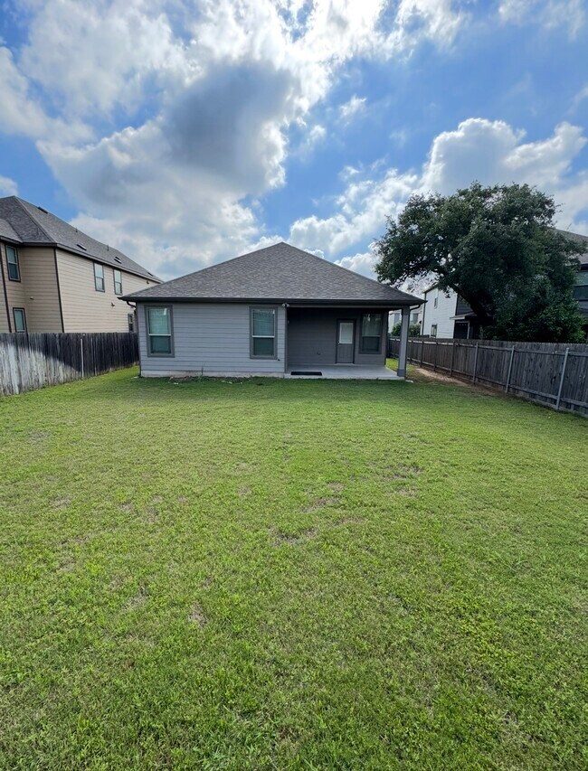 Building Photo - 199 Kennicott Dr