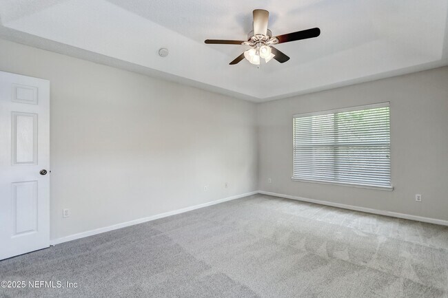 Building Photo - 749 Grand Parke Dr