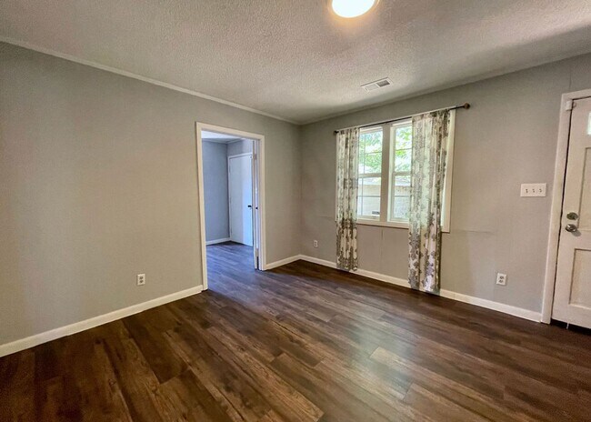 Building Photo - Available now. Totally remodeled 3 BR/2 BA...