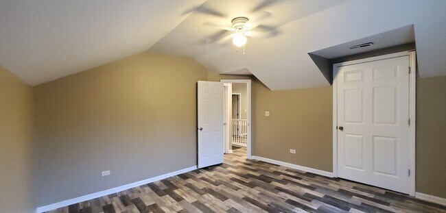 Building Photo - 830 Richards St