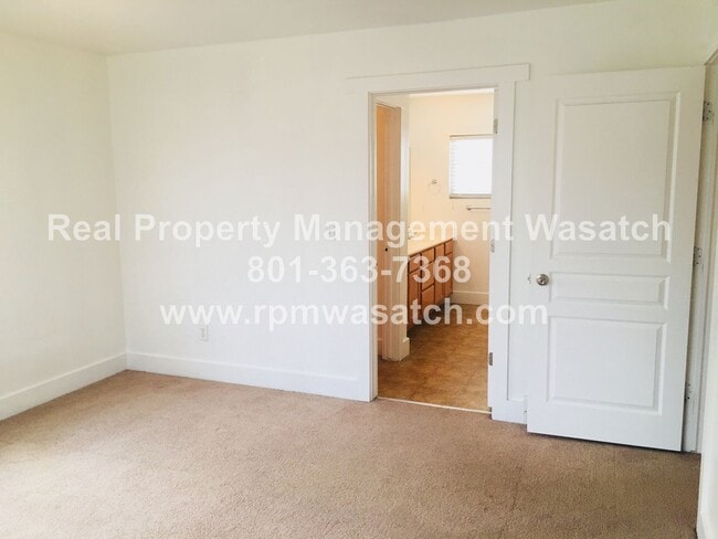Building Photo - Great 4 bedroom 2 bath West Valley Home