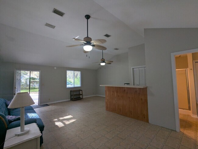 Building Photo - Lakefront Living on Little Lake Geneva – Main Home + Private In-Law Suite!