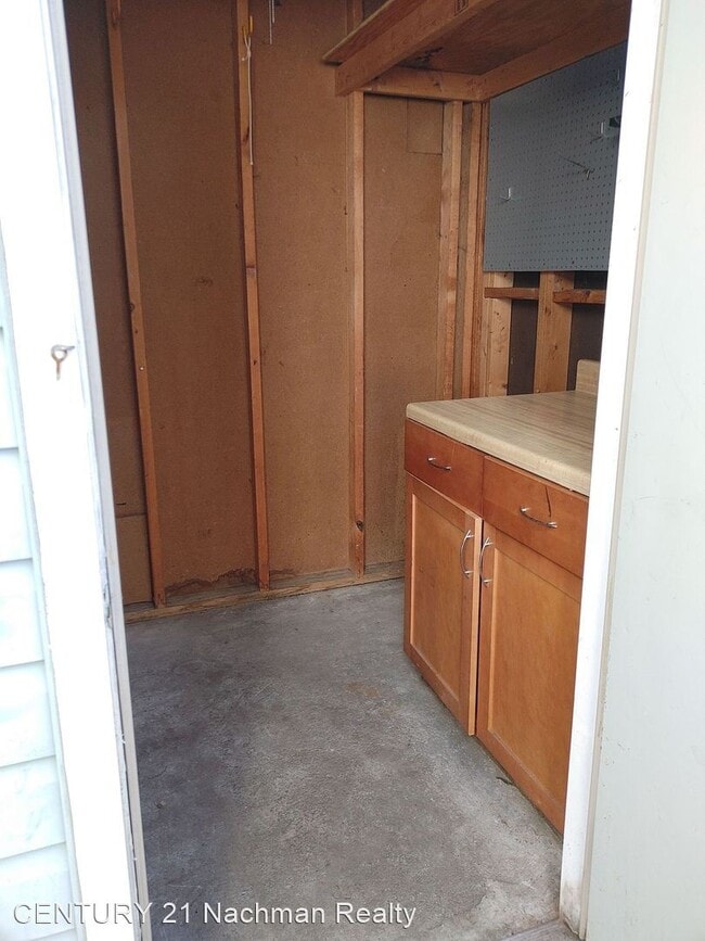 Building Photo - 2 br, 2.5 bath House - 676 Oleander Circle