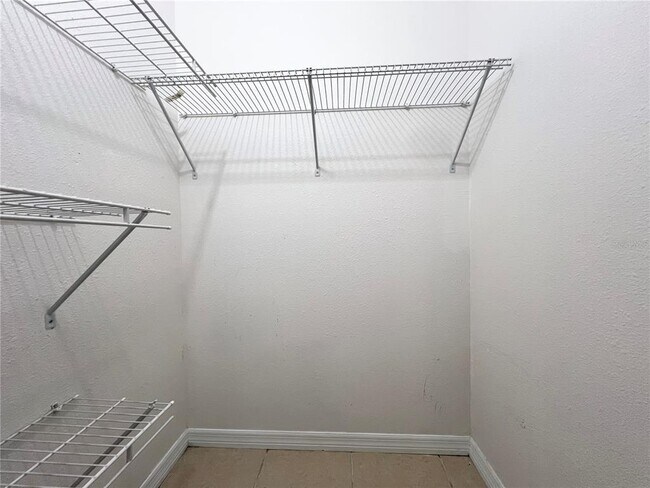 Building Photo - 7925 Napoleon St