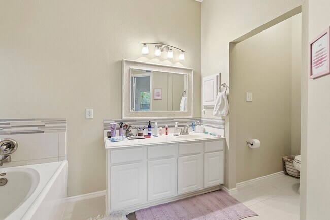 Building Photo - 9706 Gold Rush Springs Dr