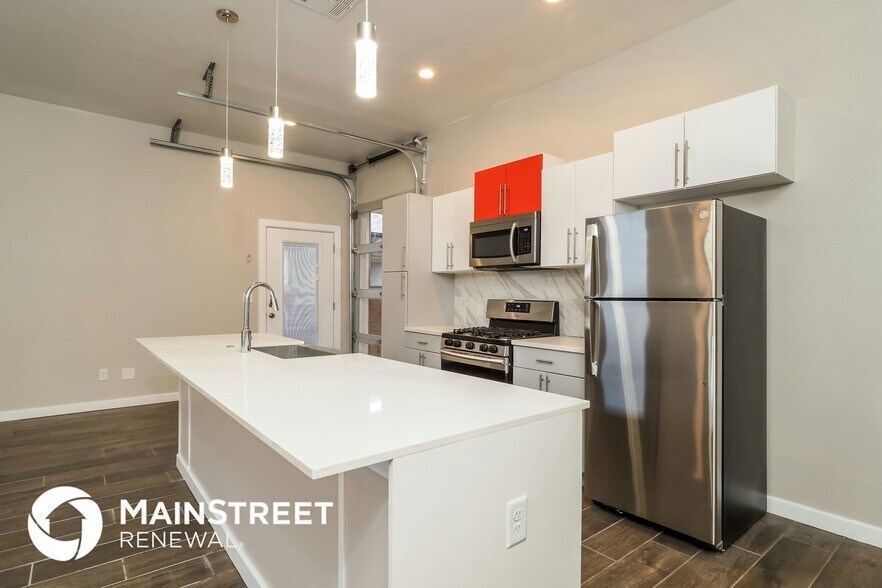 Building Photo - 11233 Paradise Out Ln