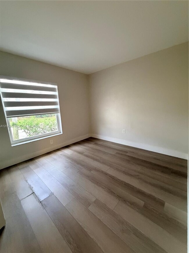 Building Photo - 1480 Sweetbay Way