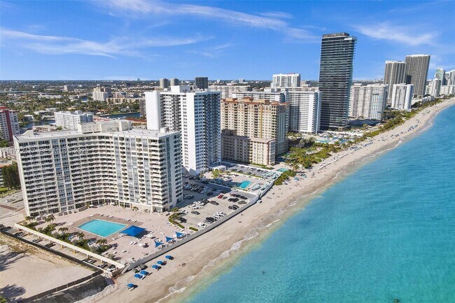 Building Photo - 3180 S Ocean Dr