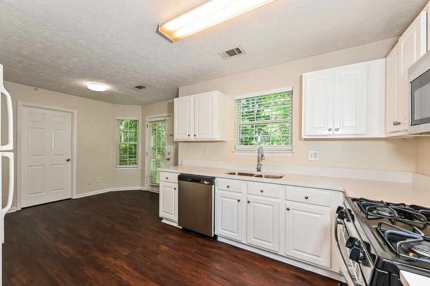 Building Photo - 564 Kirtley Ct