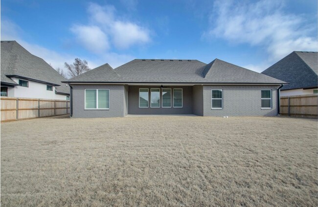 Building Photo - Gorgeous New Construction 4 Bedroom Home I...