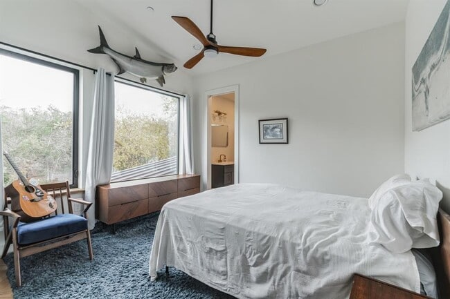 Building Photo - 107 Blue Ridge Trail