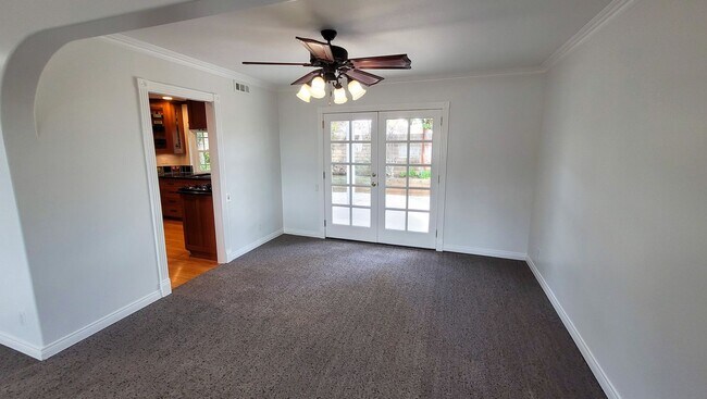 Building Photo - NOW AVAILABLE!! Gorgeous Two Story 3 Bedroom 3 Bath Perfect for Working From Home and Entertaining!