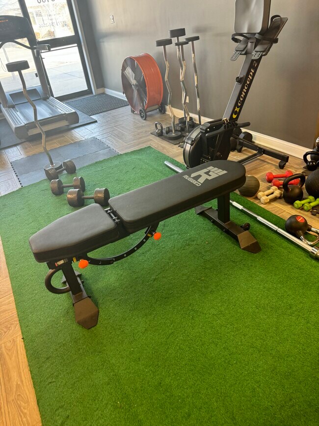 Building Photo - 8138 S Kedzie Ave