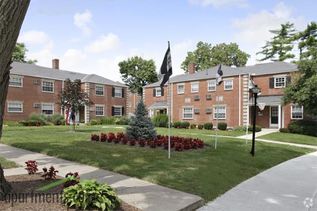 Courtyard - Historic Sycamore Square