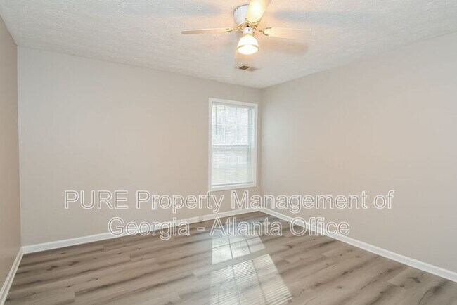 Building Photo - 179 Weatherstone Dr