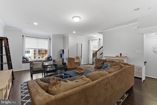 Building Photo - 7722 Dagny Wy