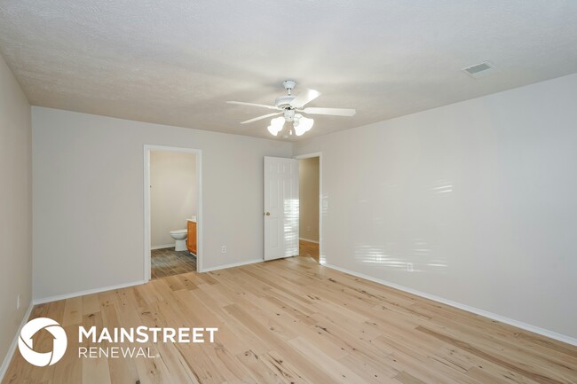 Building Photo - 2846 Meadow Gln