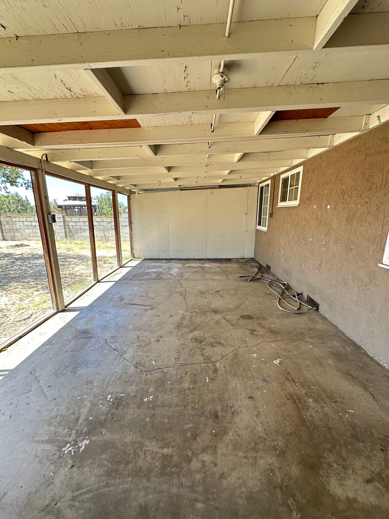 Building Photo - 6041 Albemarle St