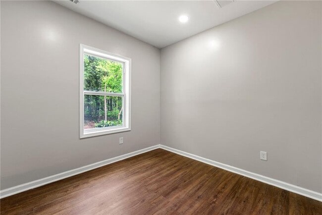 Building Photo - 7260 Foxberry Ct
