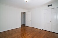 Building Photo - 12127 Tara Dr