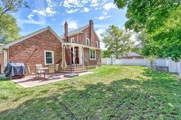 Building Photo - 5 Grassmere Rd