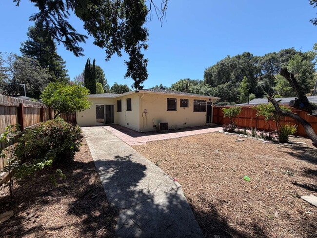 Building Photo - "Charming Concord Retreat: 3-Bedroom, 2-Bath Haven on Bel Air Drive!"