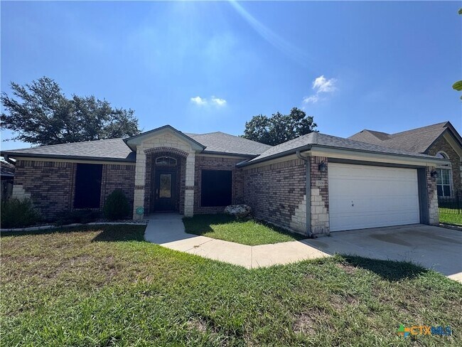 Building Photo - 2536 Mugho Dr