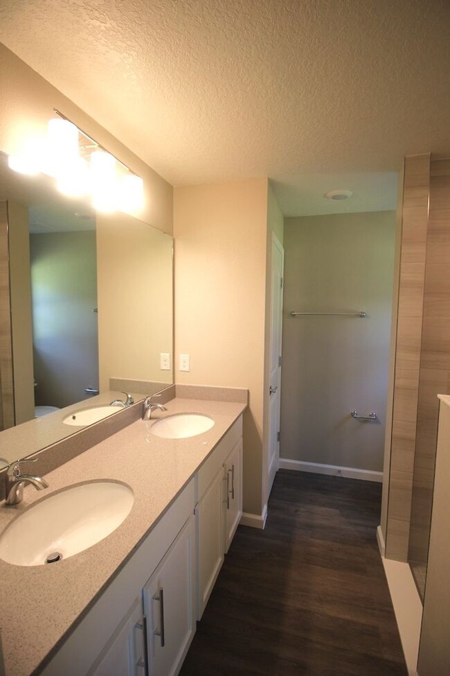 Building Photo - Beautiful 2020 3 Bed 2 Bath Palm Coast Hom...