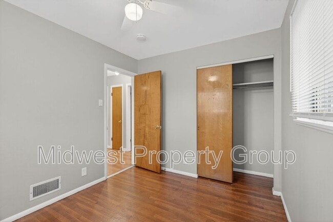 Building Photo - 10406 Hobkirk Dr