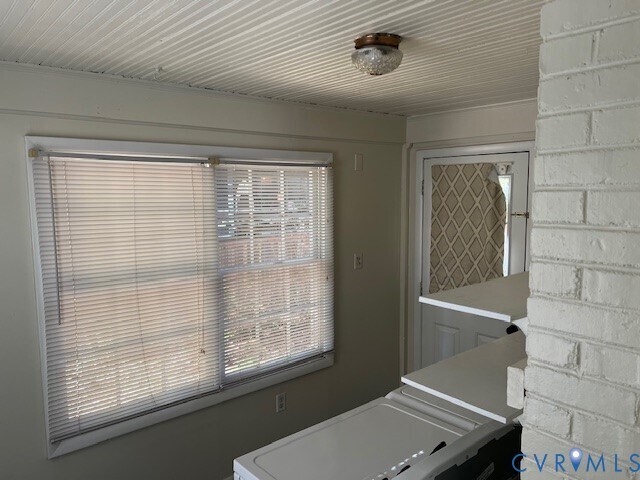 Building Photo - 7716 Patterson Ave