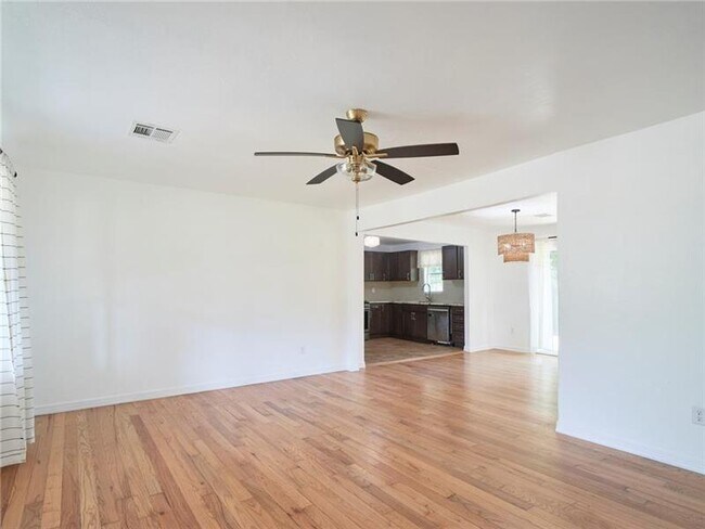 Building Photo - 817 NW 48th St