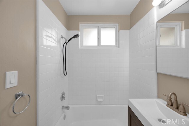 Building Photo - 303 E Mayfair Ave