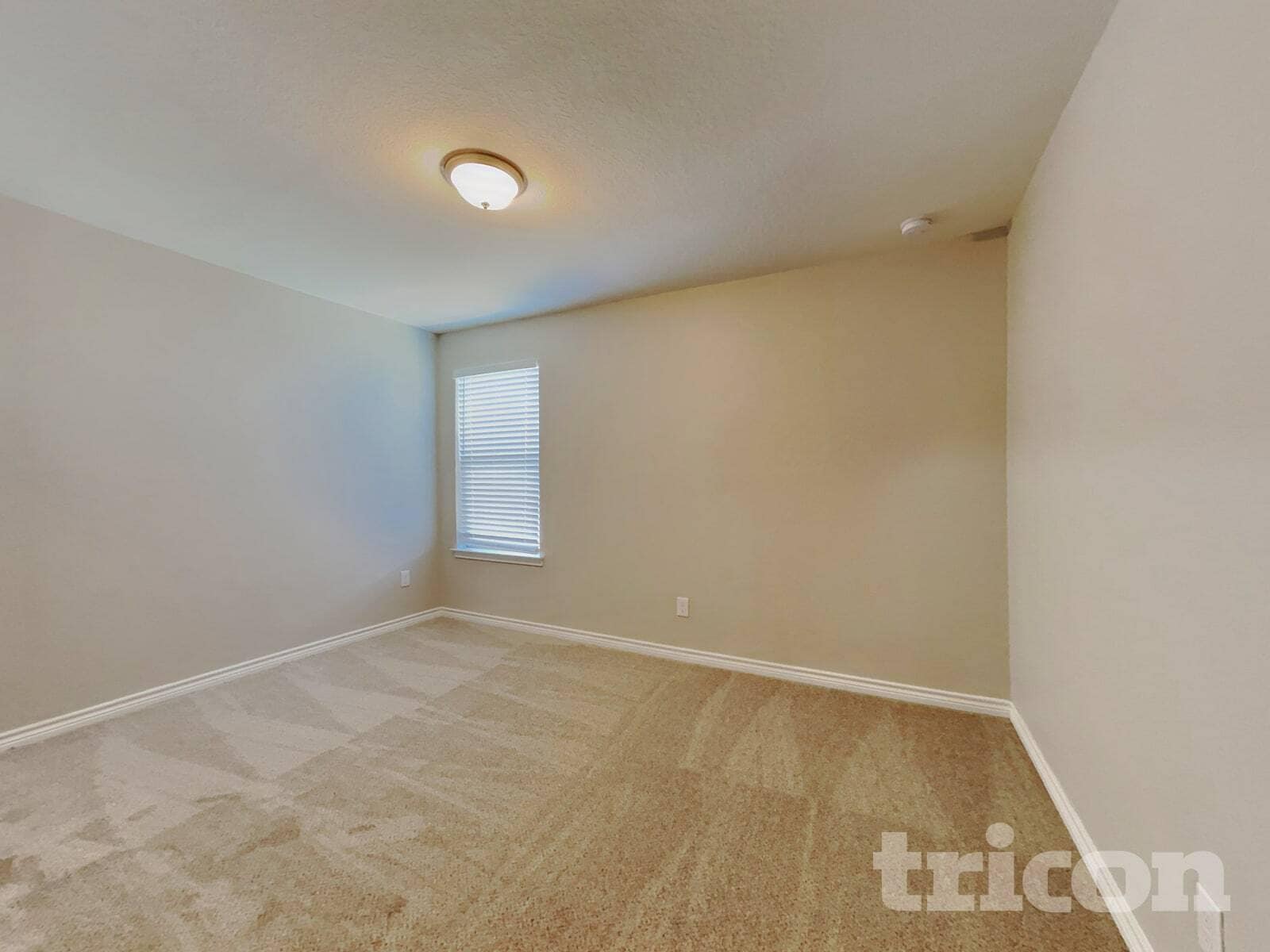 Building Photo - 2631 Green Leaf Way