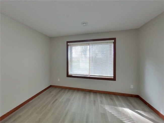 Building Photo - 11405 W Laketowne Dr