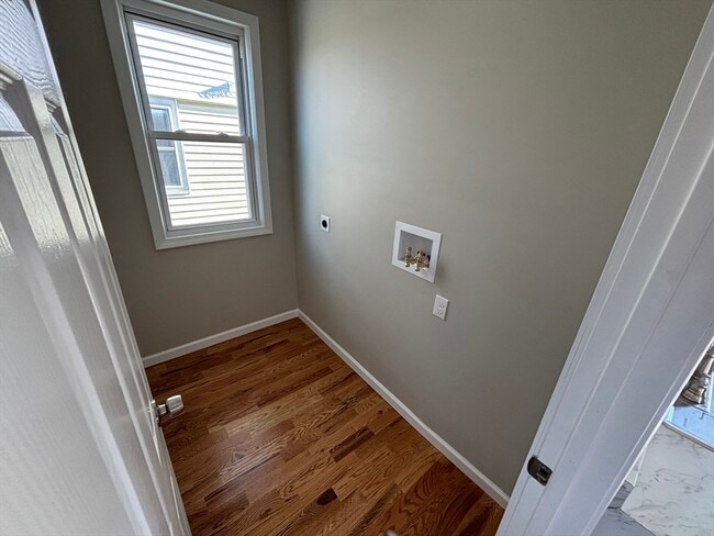 Building Photo - 5 Margaret St