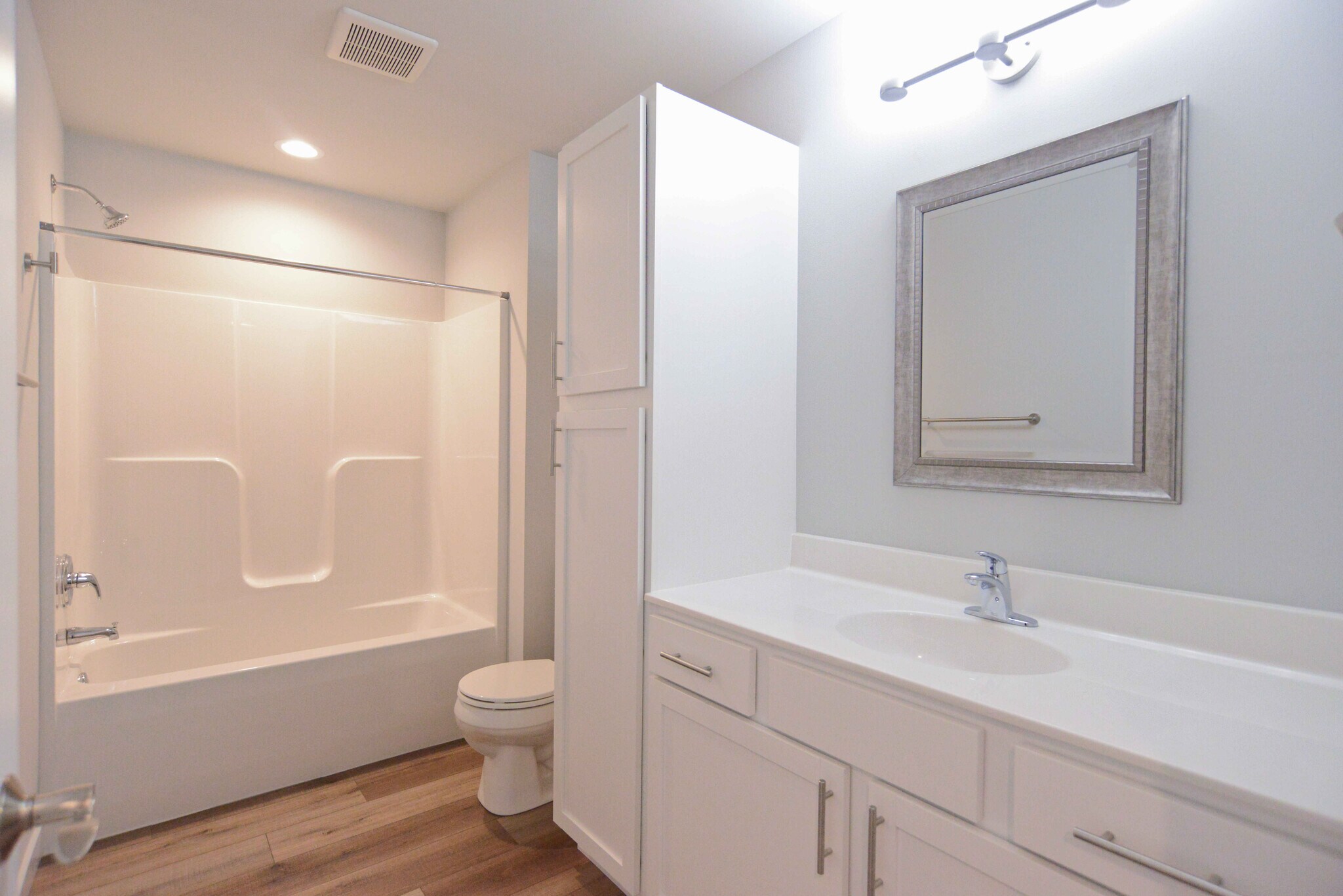 Building Photo - 4829 Suelo Rd