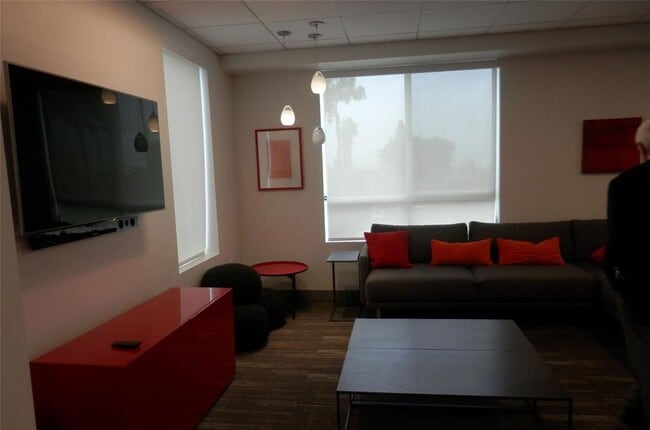 Building Photo - 3555 Whittier Blvd