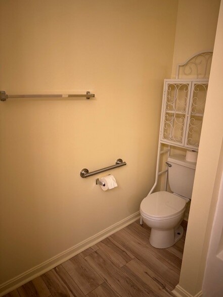 Building Photo - 9415 Magnolia Ridge Dr