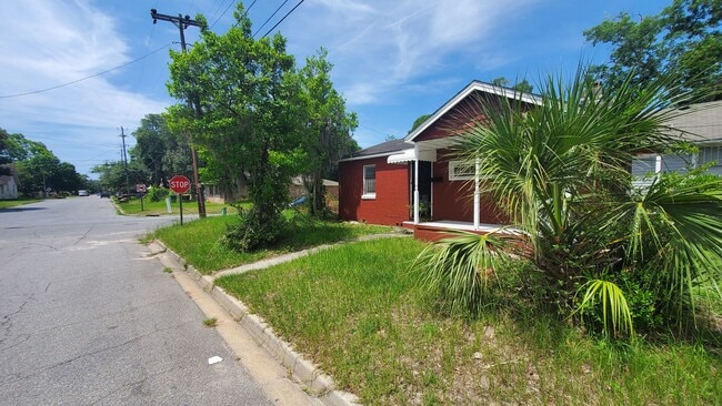 Building Photo - 1111 Georgia Ave