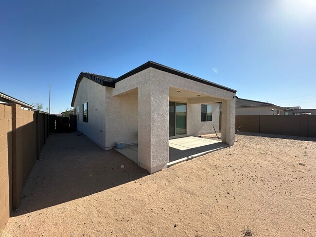 Building Photo - 7618 E 35th Ln