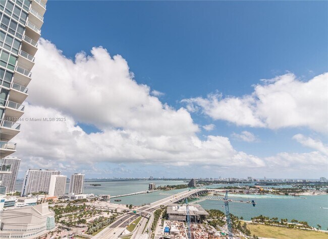 Building Photo - 1040 Biscayne Blvd