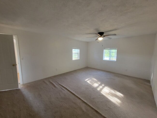Building Photo - 3 Bed 2 Bath in Cusick