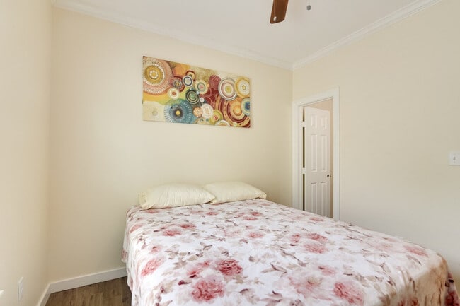 Building Photo - 1206 26th St