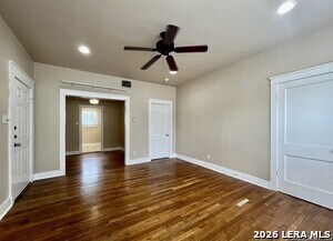 Building Photo - 1539 W Woodlawn Ave