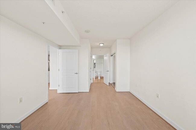 Building Photo - 2451 Midtown Ave