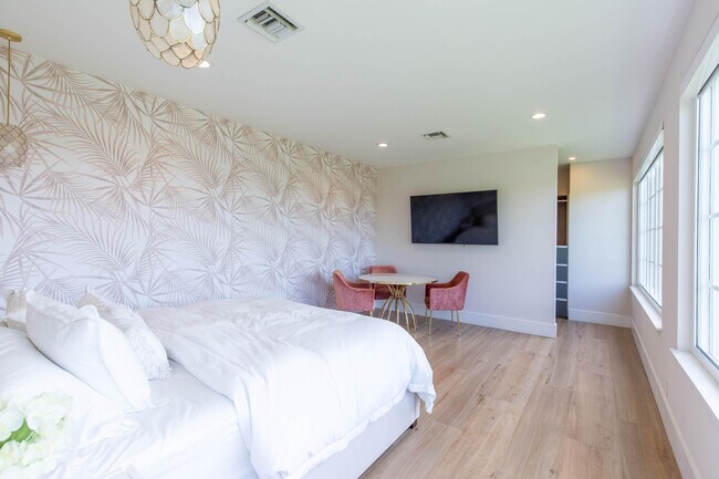 Building Photo - 14432 Rolling Rock Pl