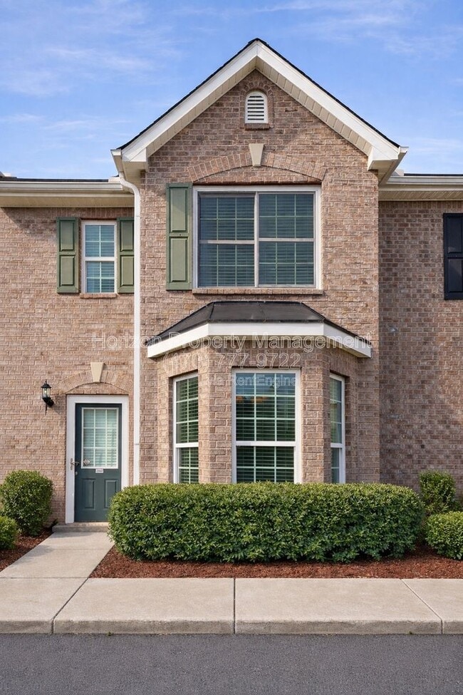 Building Photo - 2863 Creek Bottom Ct