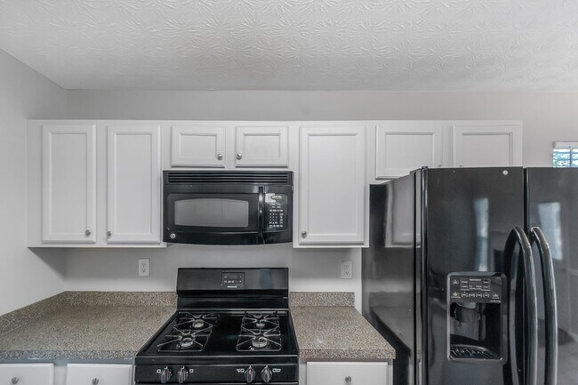 Building Photo - Spacious 4 Bedroom, 2.5 Bath Home on a Large Corner Lot in McDonough! ?